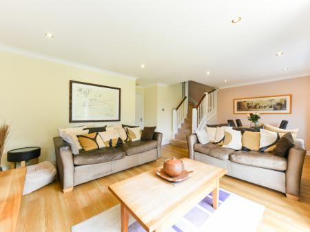 House Northstead Road in Greater London