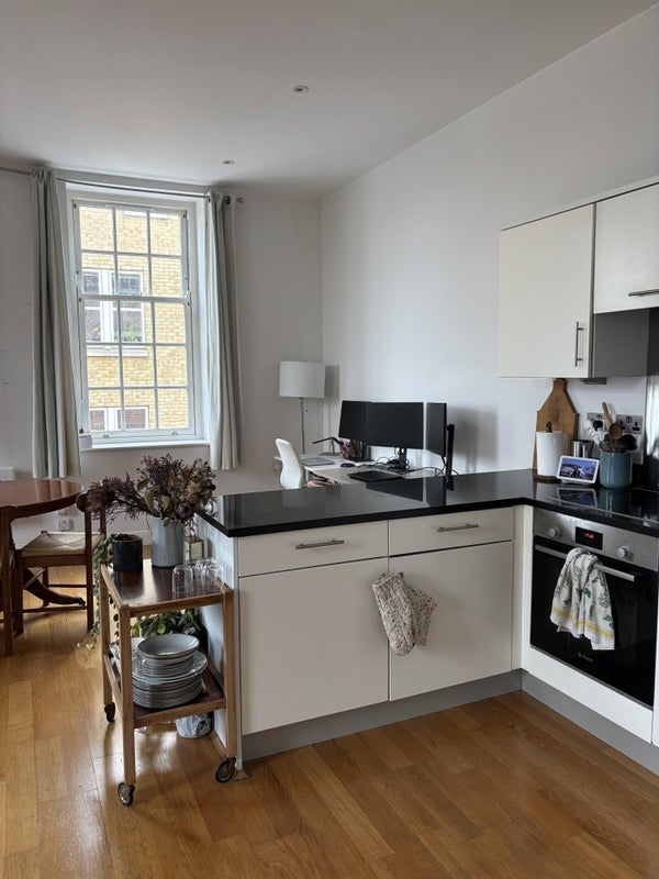 Flat Clapham Common South Side in Greater London