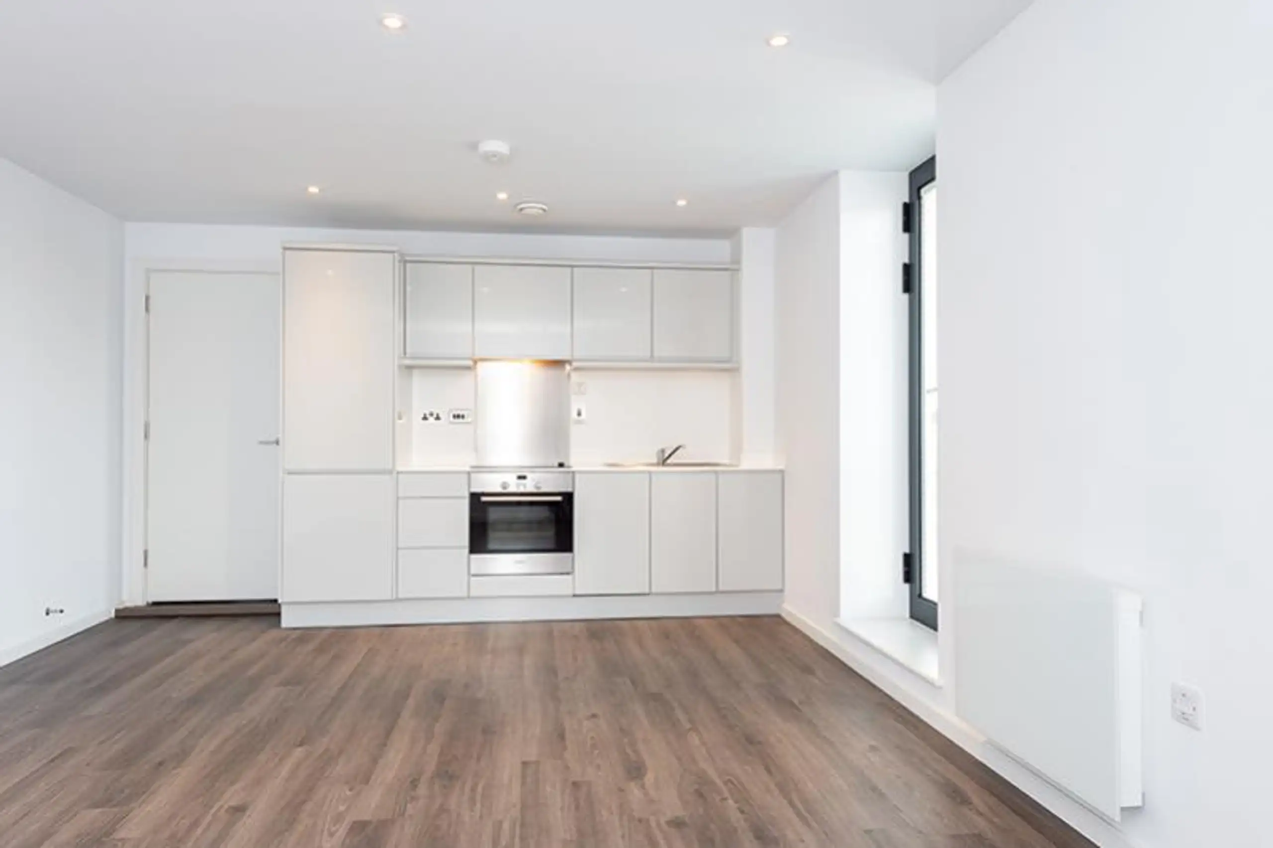 Flat Wenman Road in South Oxfordshire