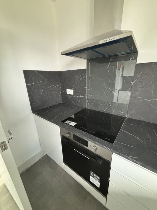 Room Kirkdale in Greater London