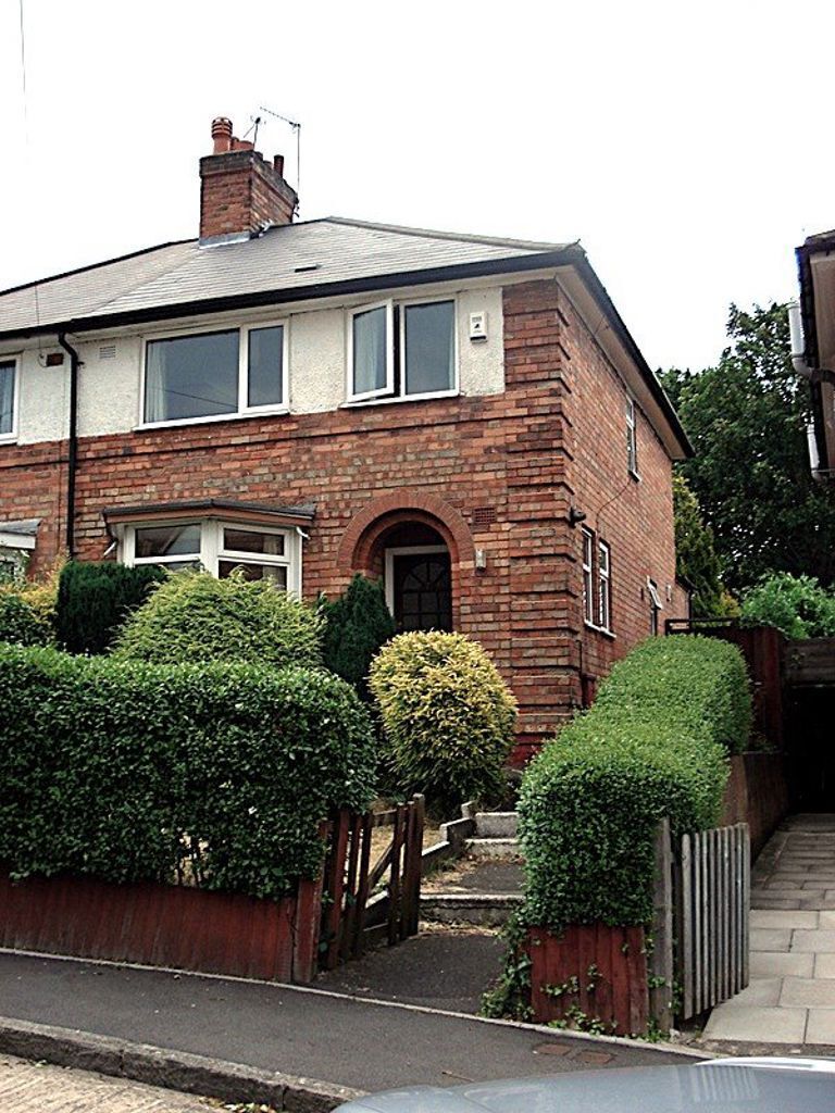 Room Quinton Road in Birmingham