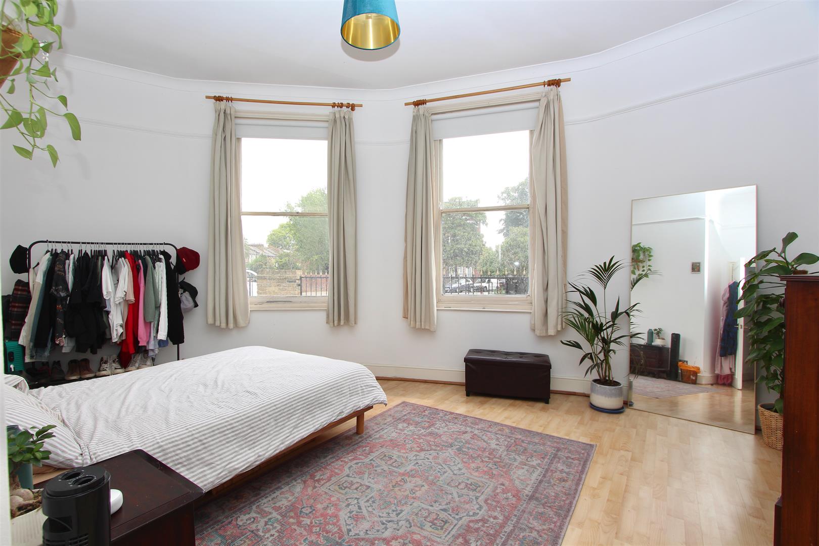 House Amhurst Road in Greater London