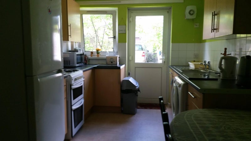 Room Wild Goose Drive in Greater London