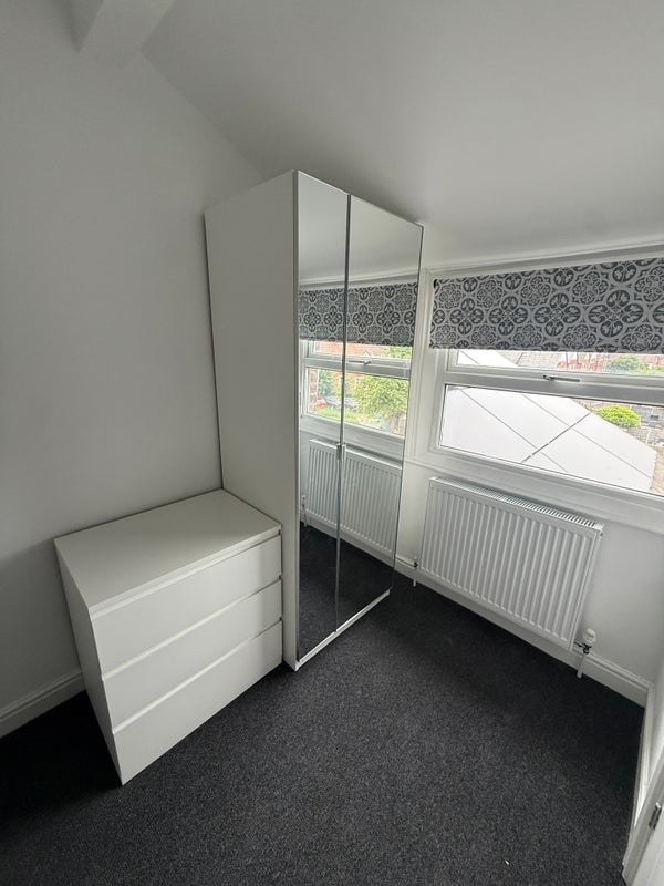 Room Wendover road in Trafford