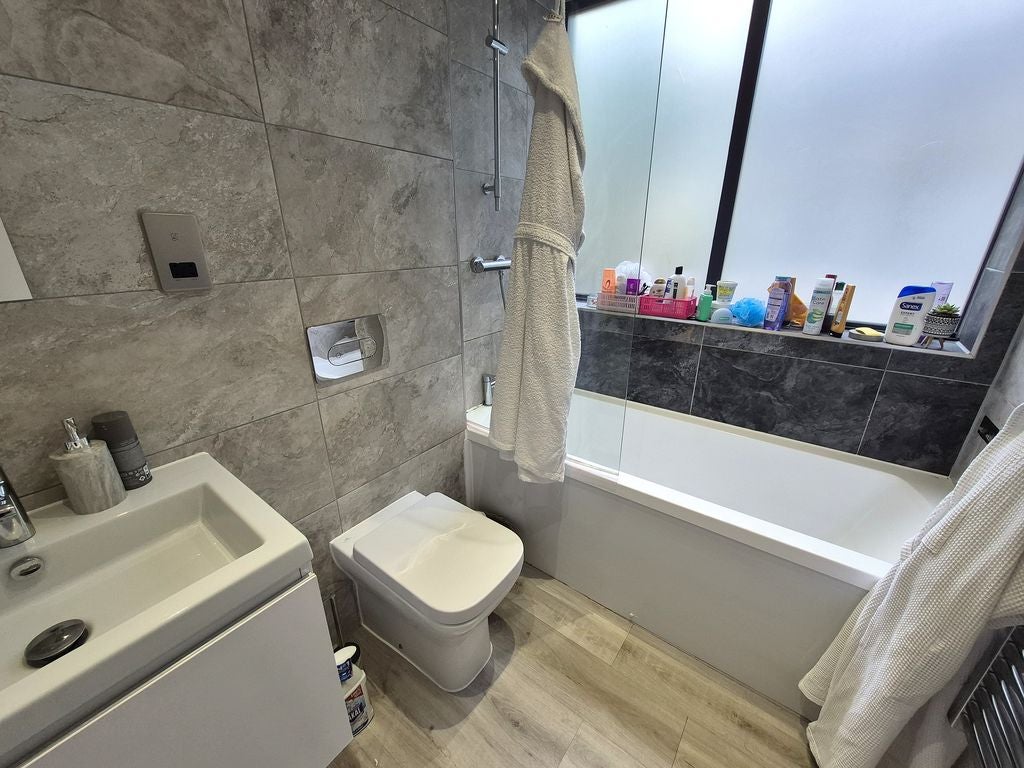 Flat Hagley Road in Birmingham