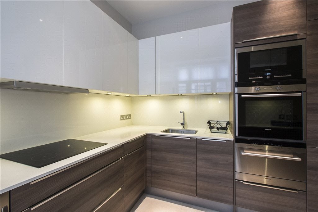 Flat Great Portland Street in City of Westminster
