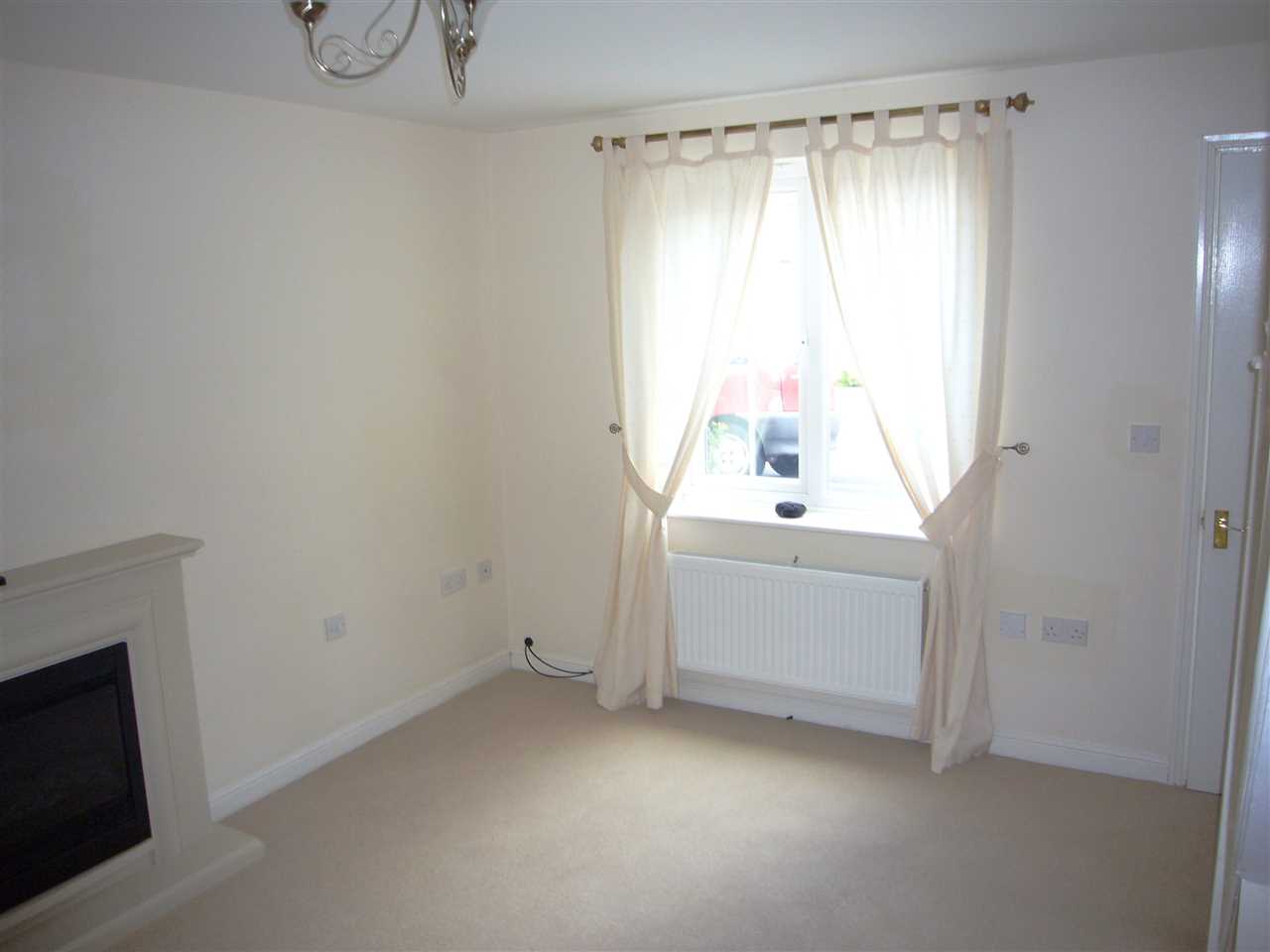 House Oakwell Close in Scunthorpe