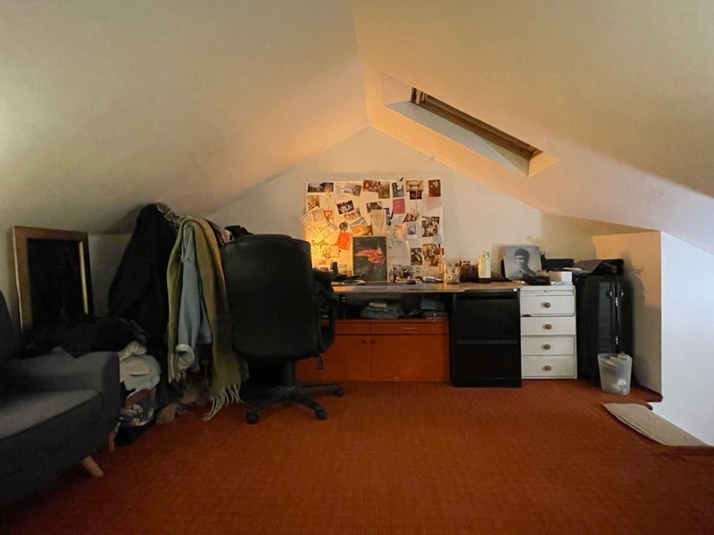 Room Merton Road in Greater London