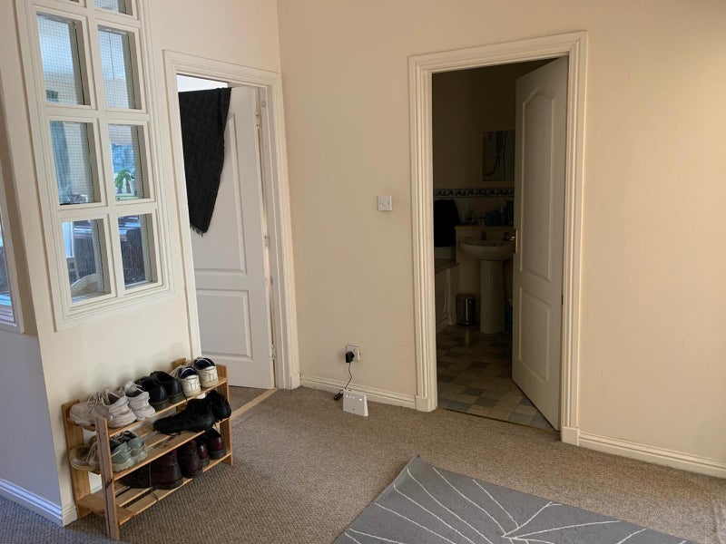 Flat Willowbank Street in Glasgow
