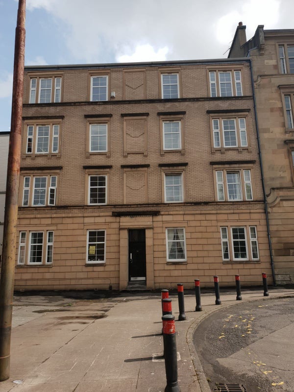 Flat Willowbank Street in Glasgow