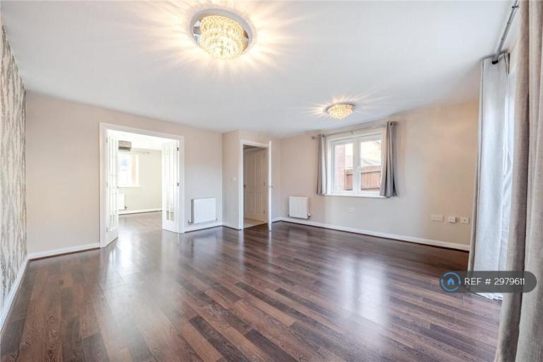 House Goodwood Close in Cherwell District