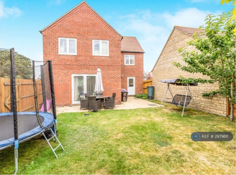 House Goodwood Close in Cherwell District