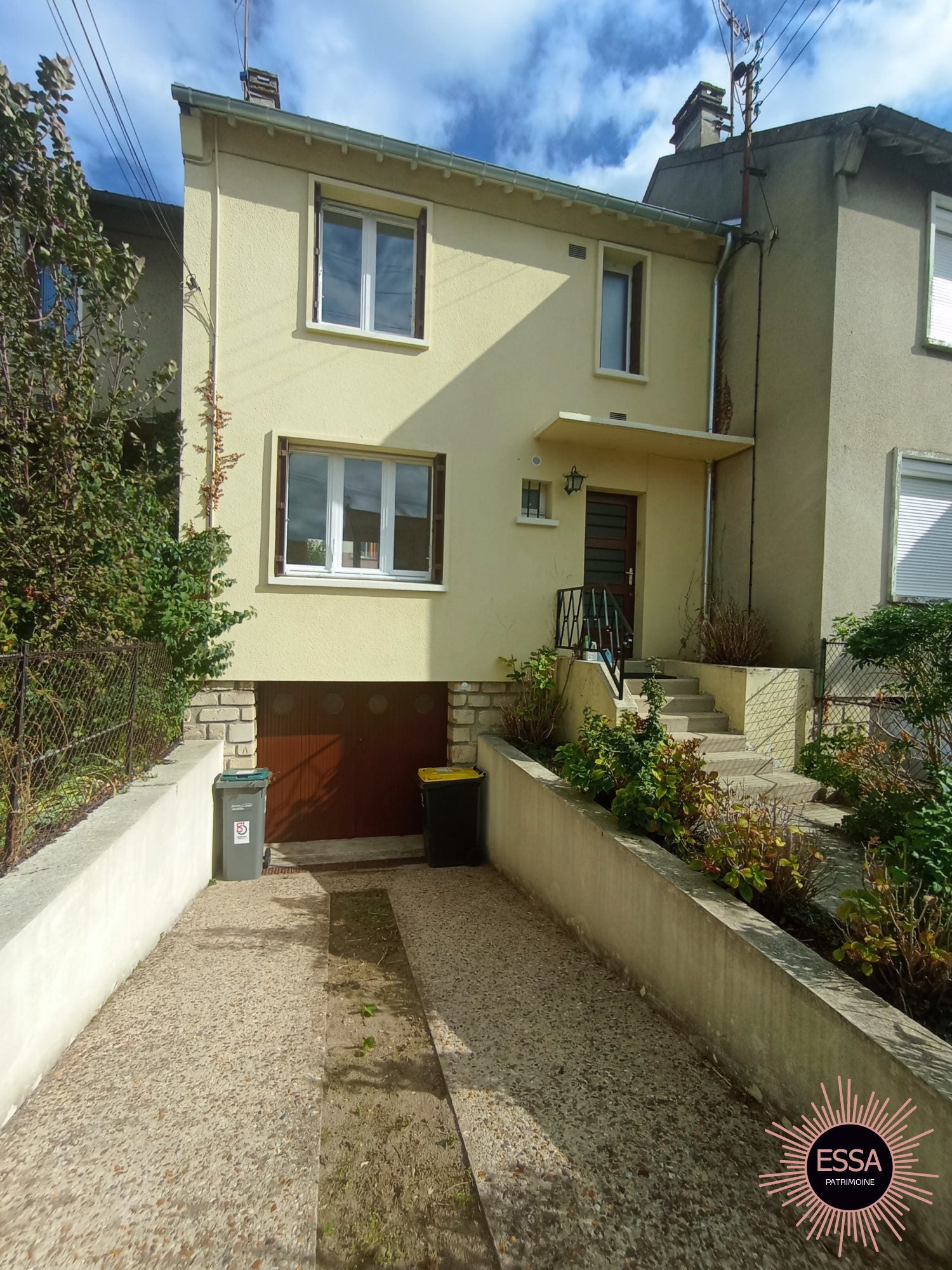 House Rue de Bretagne in Mantes-la-Ville