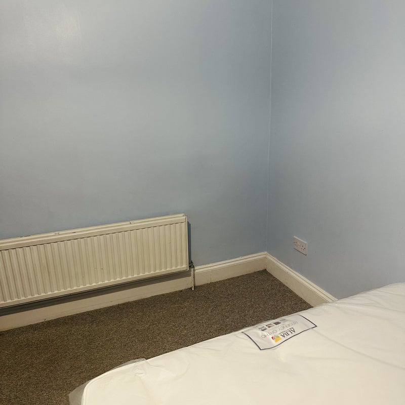 Room Rutland Road in Greater London
