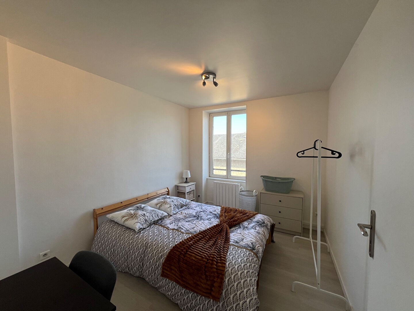 Chambre Rue des Filles à Coulanges-lès-Nevers
