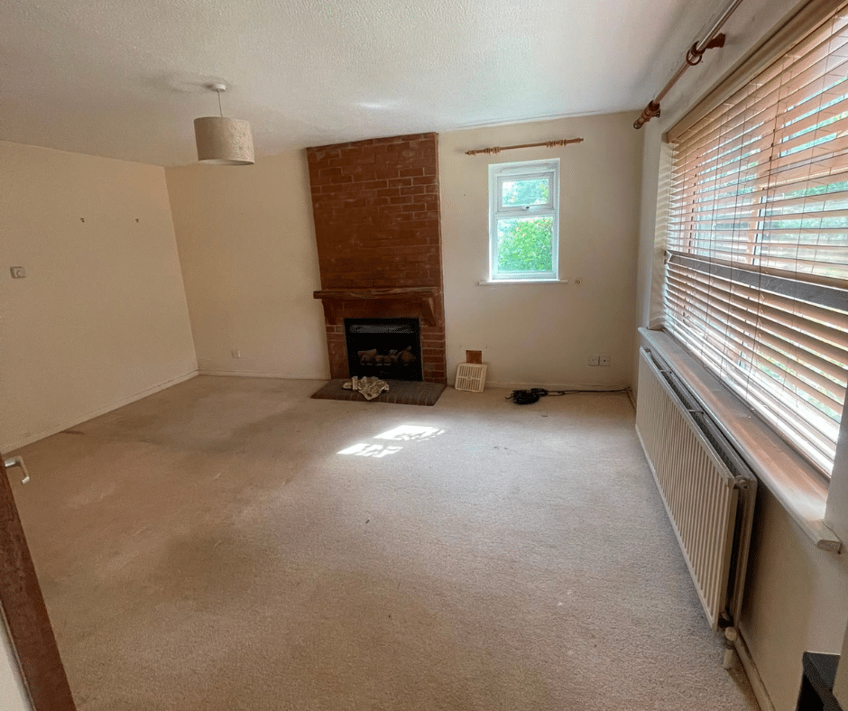 Room Commonfield Lane in Arborfield Green