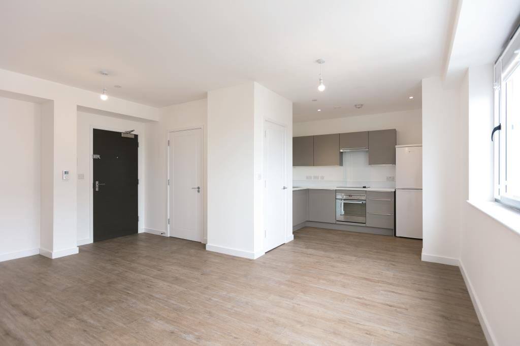 Flat Victoria Avenue in Southend-on-Sea