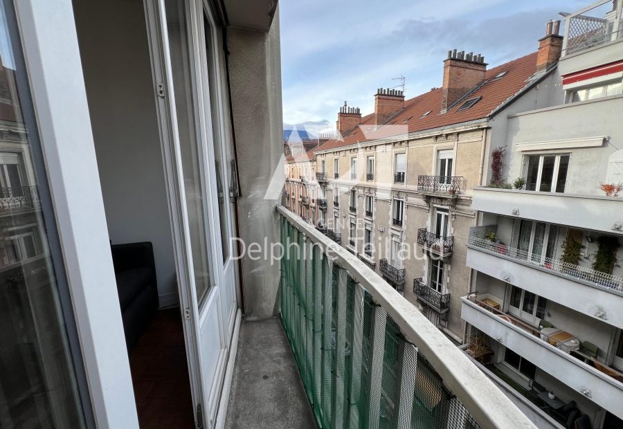 Flat Rue Thiers in Grenoble
