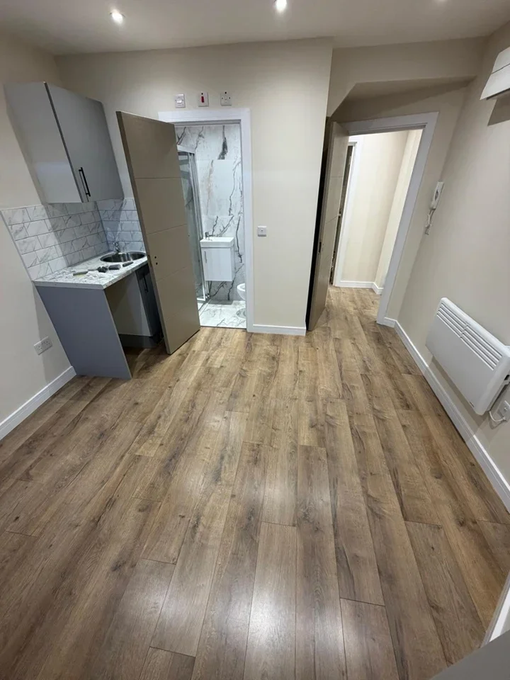 Room Orchard Road in Borough of Spelthorne