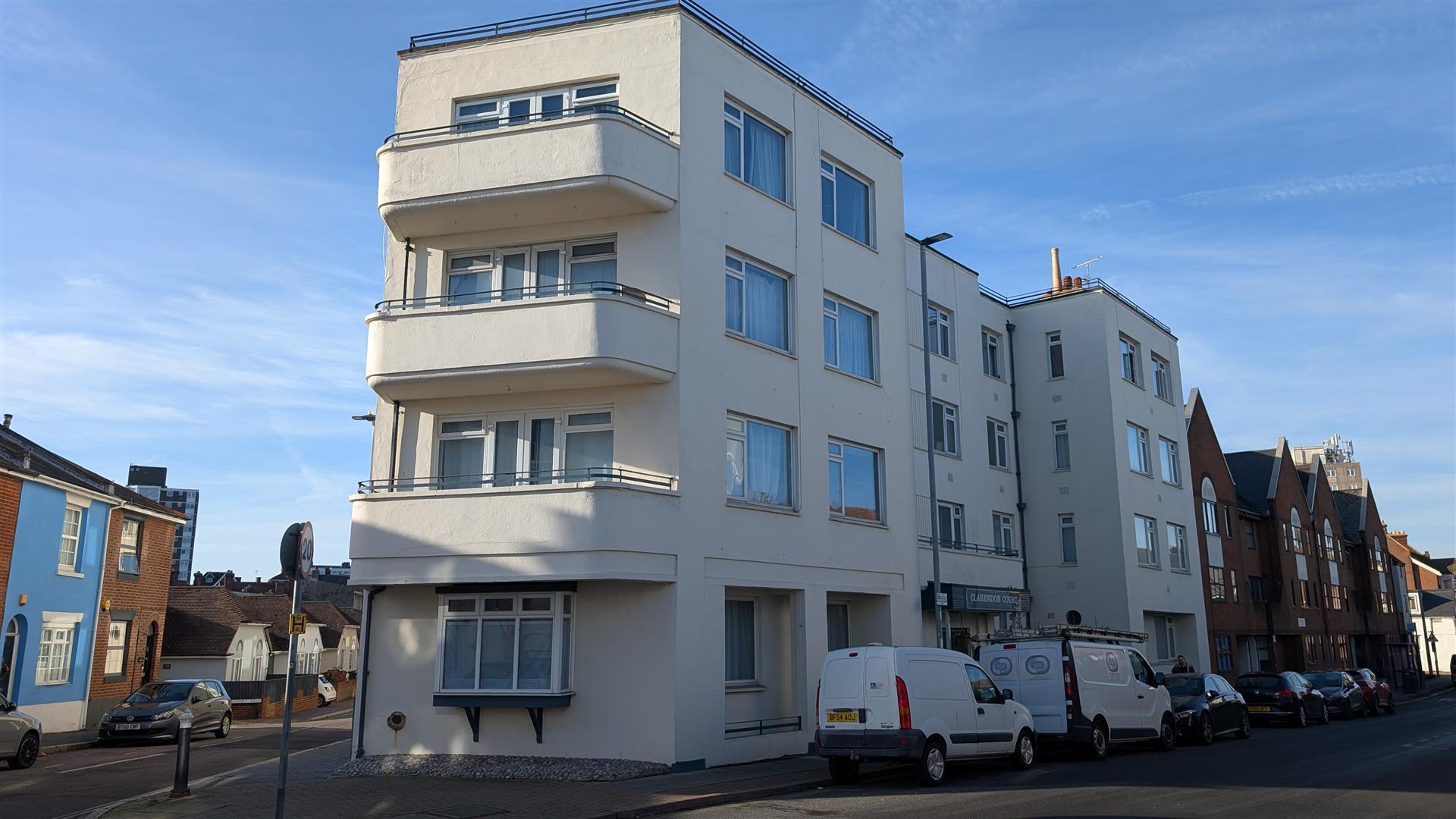 Flat Clarendon Road in Portsmouth