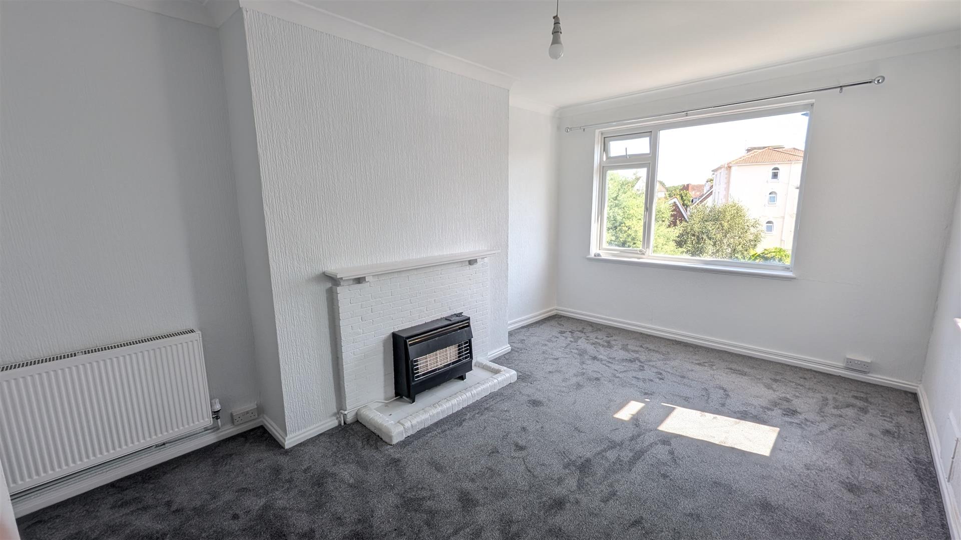 Flat Clarendon Road in Portsmouth