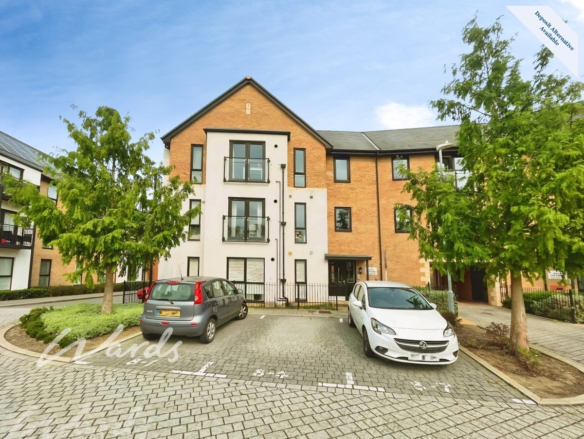 Flat Wills Crescent in Tonbridge and Malling