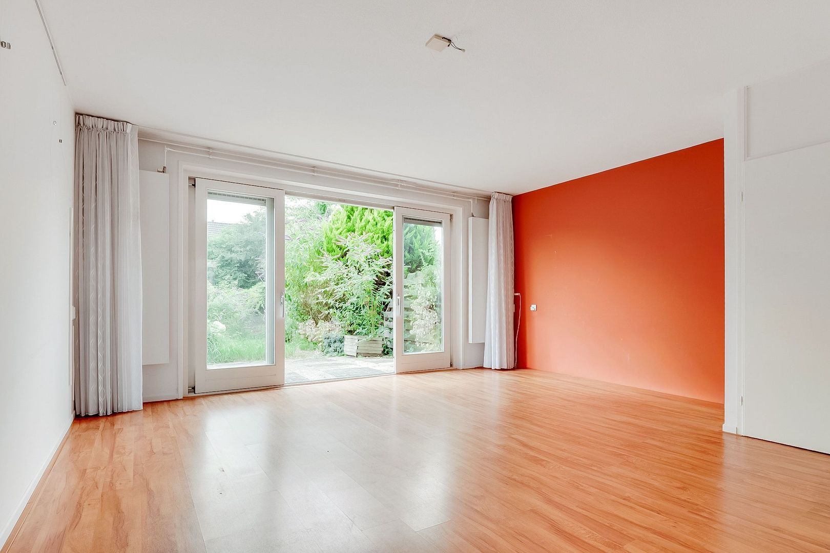 Tussenwoning te koop: Mijndenhof 107, Amsterdam