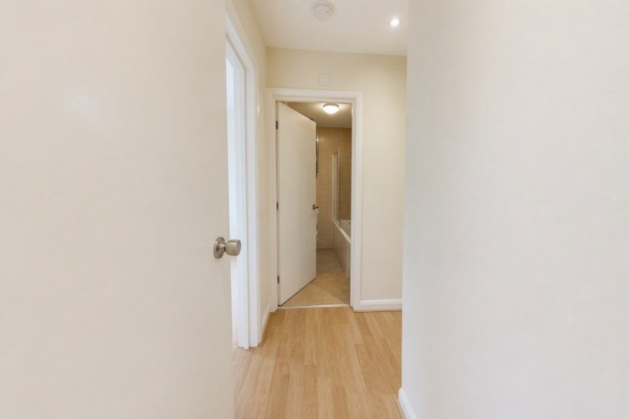 Flat Frognal Avenue in Greater London