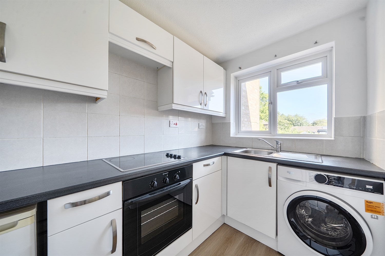 House Drake Close in Horsham