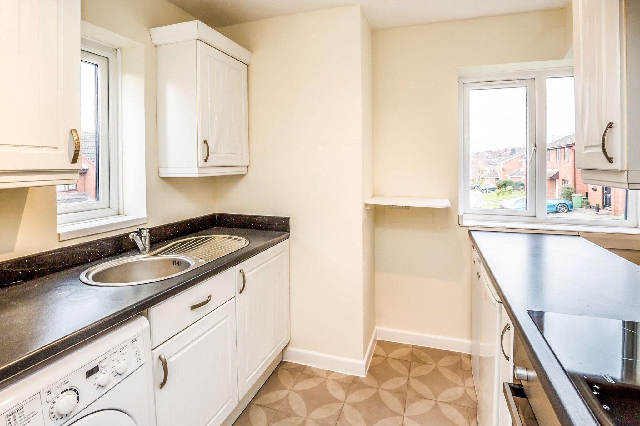 Flat St Johns Chase in Wakefield