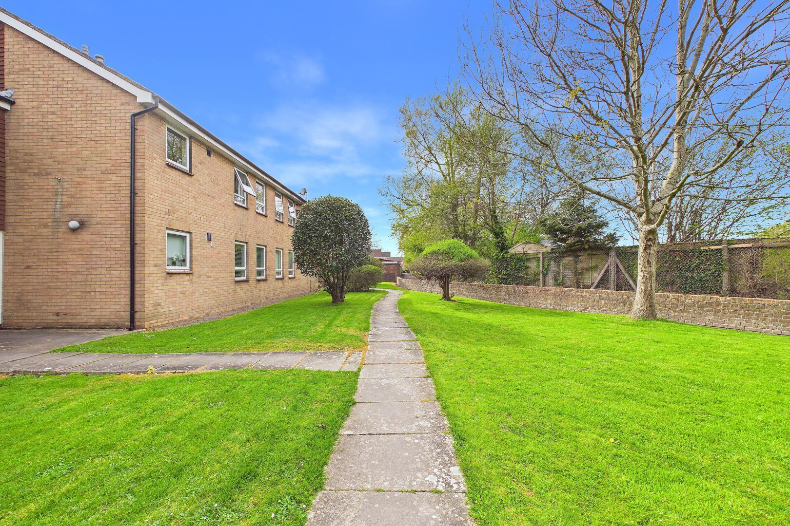 Flat Central Way in Clevedon