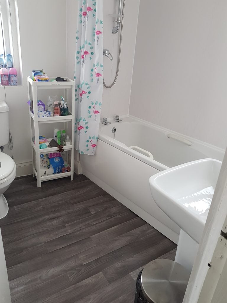Flat Kelvin Grove in Newcastle upon Tyne