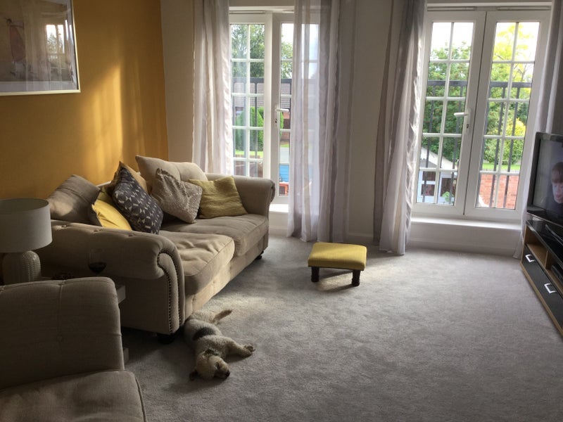 Room Hunt Close in Rushcliffe
