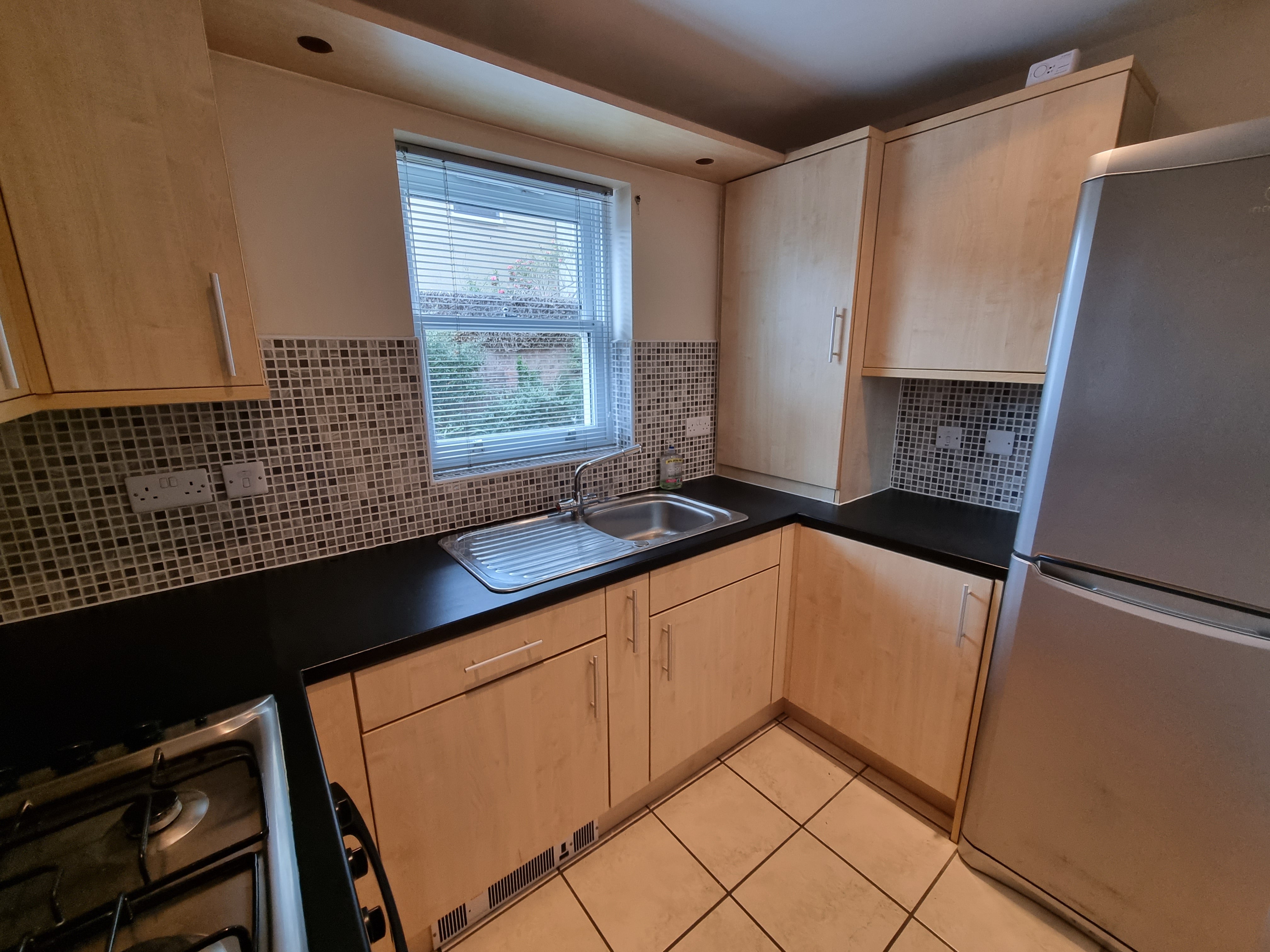 Flat Padmore Court in Leamington