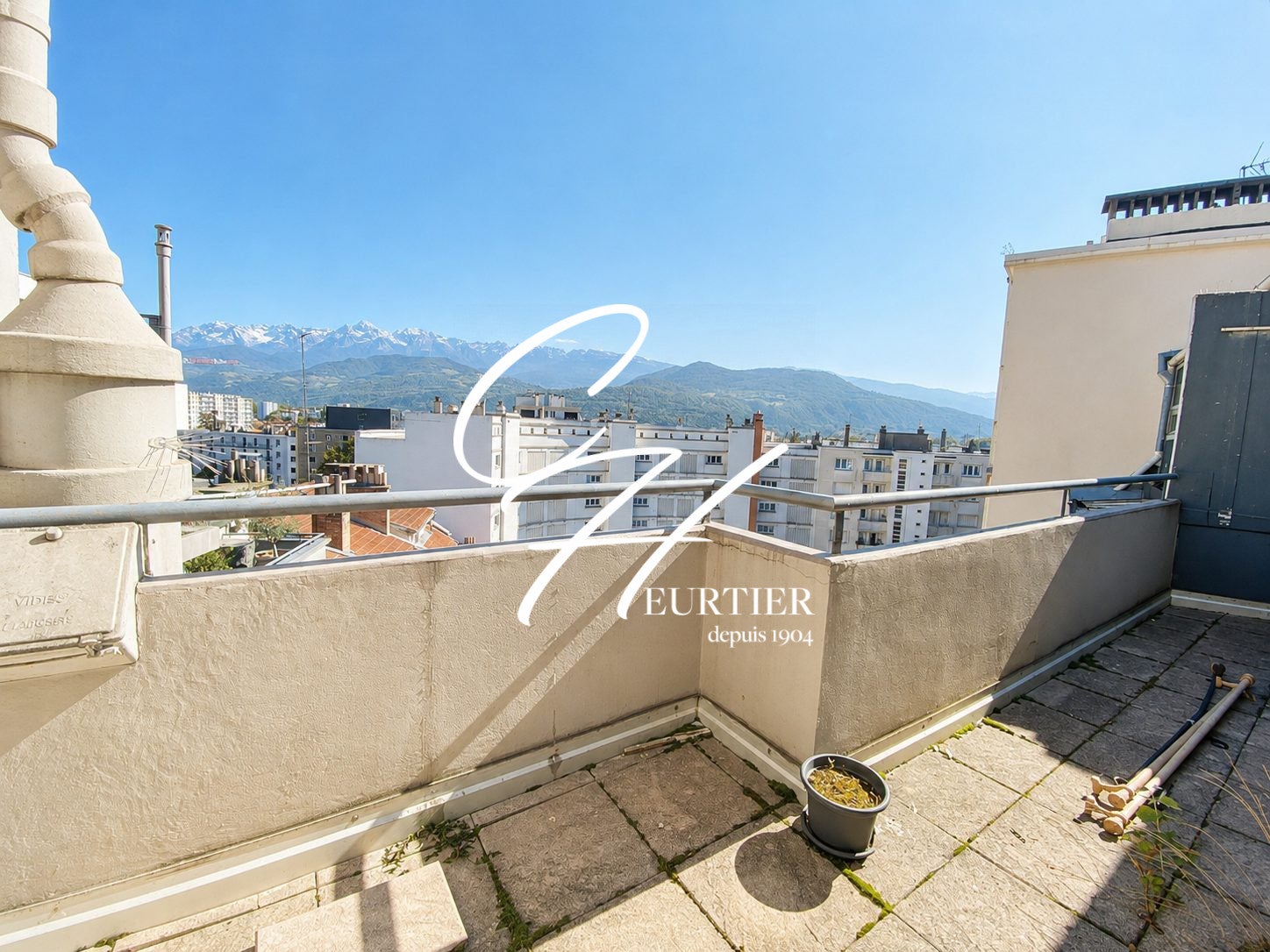 Flat Rue Nicolet in Grenoble