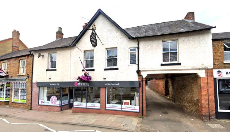 Flat High Street in West Lindsey