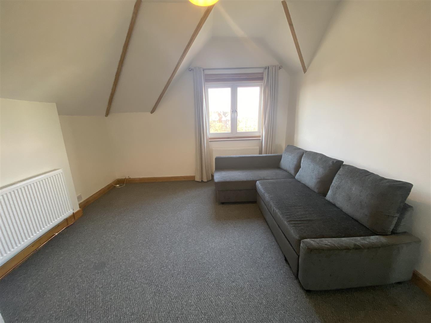 Flat Ashdown Road in Rother