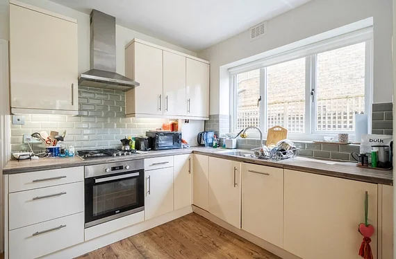 Flat Portnall Road in City of Westminster