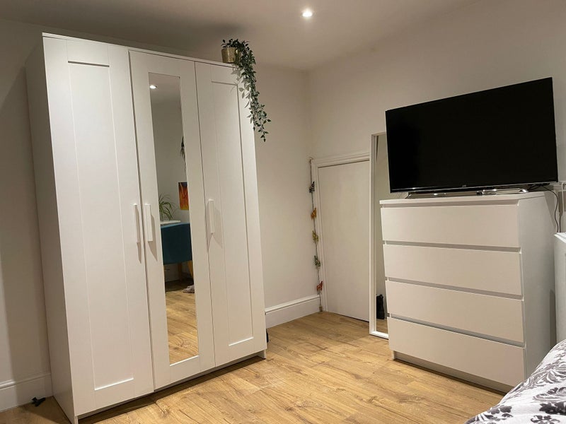 Room Alexandra Park Road in Greater London