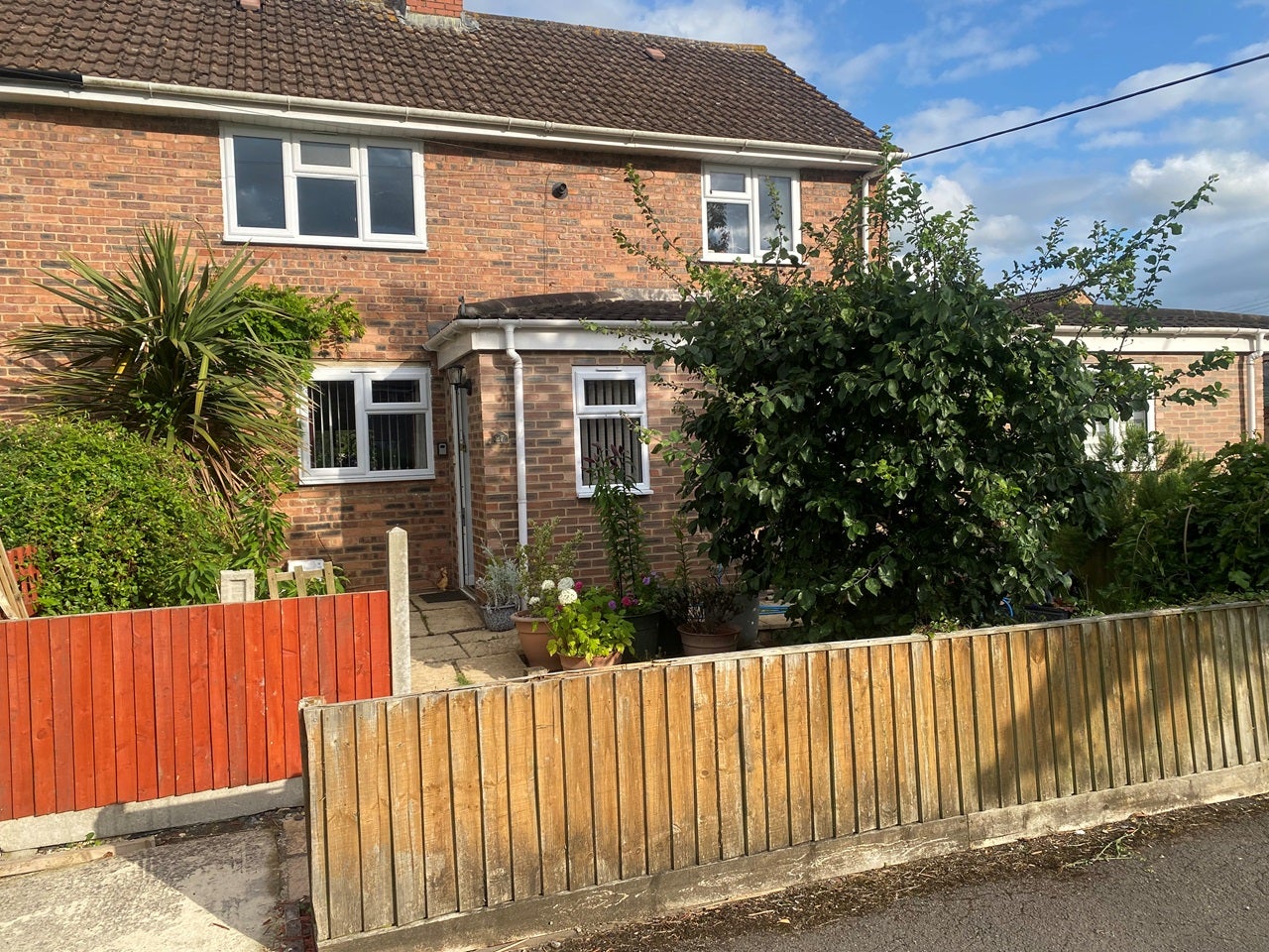 Flat Alkerton Road in Stroud