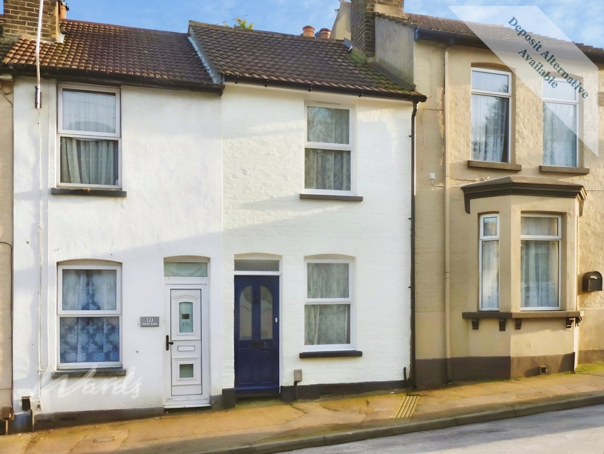 House Castle Road in Chatham
