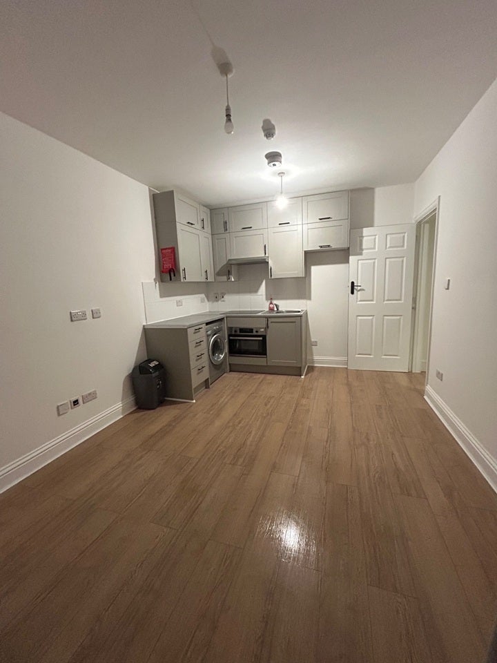 Flat Durham Road in Greater London