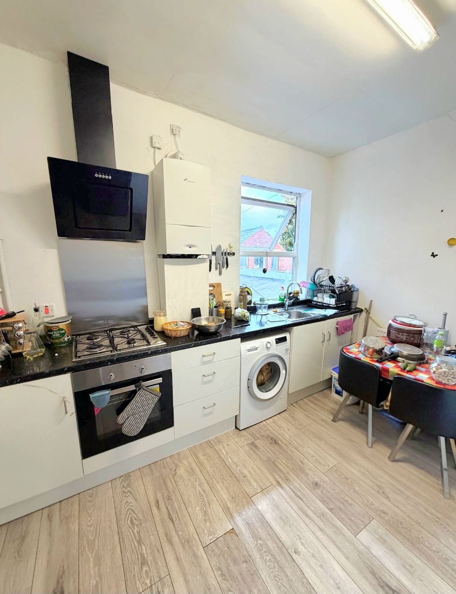 Flat Buxton Road in Hazel Grove