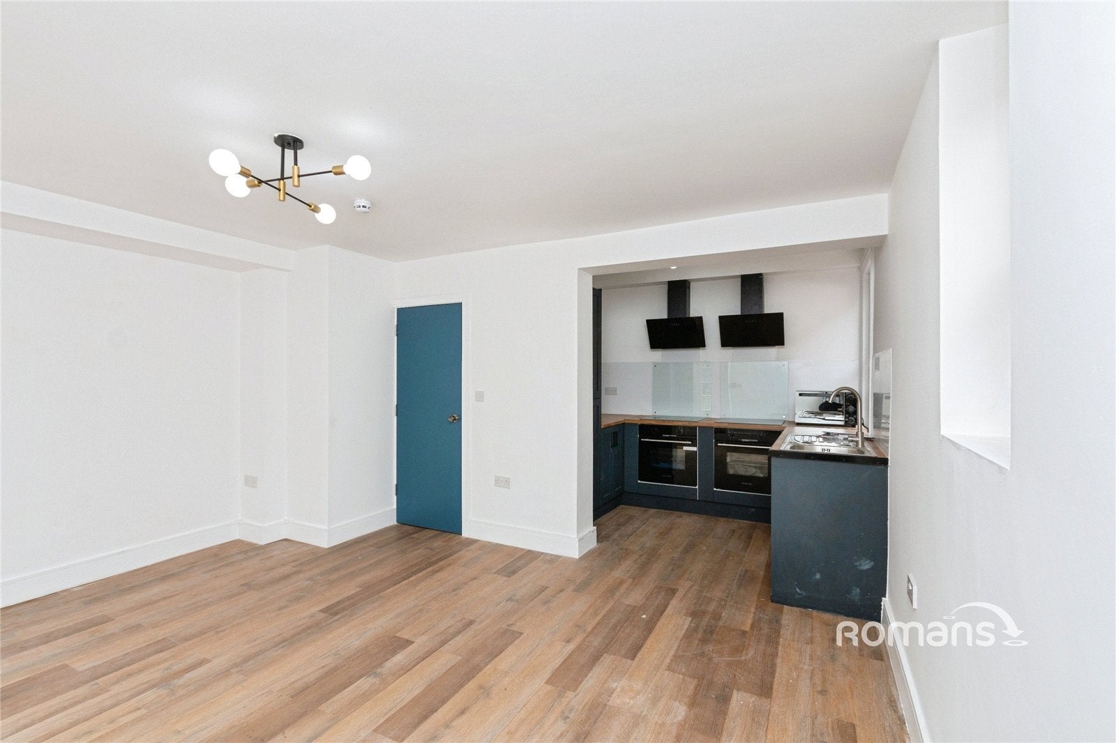 Room Ash Road in Rushmoor