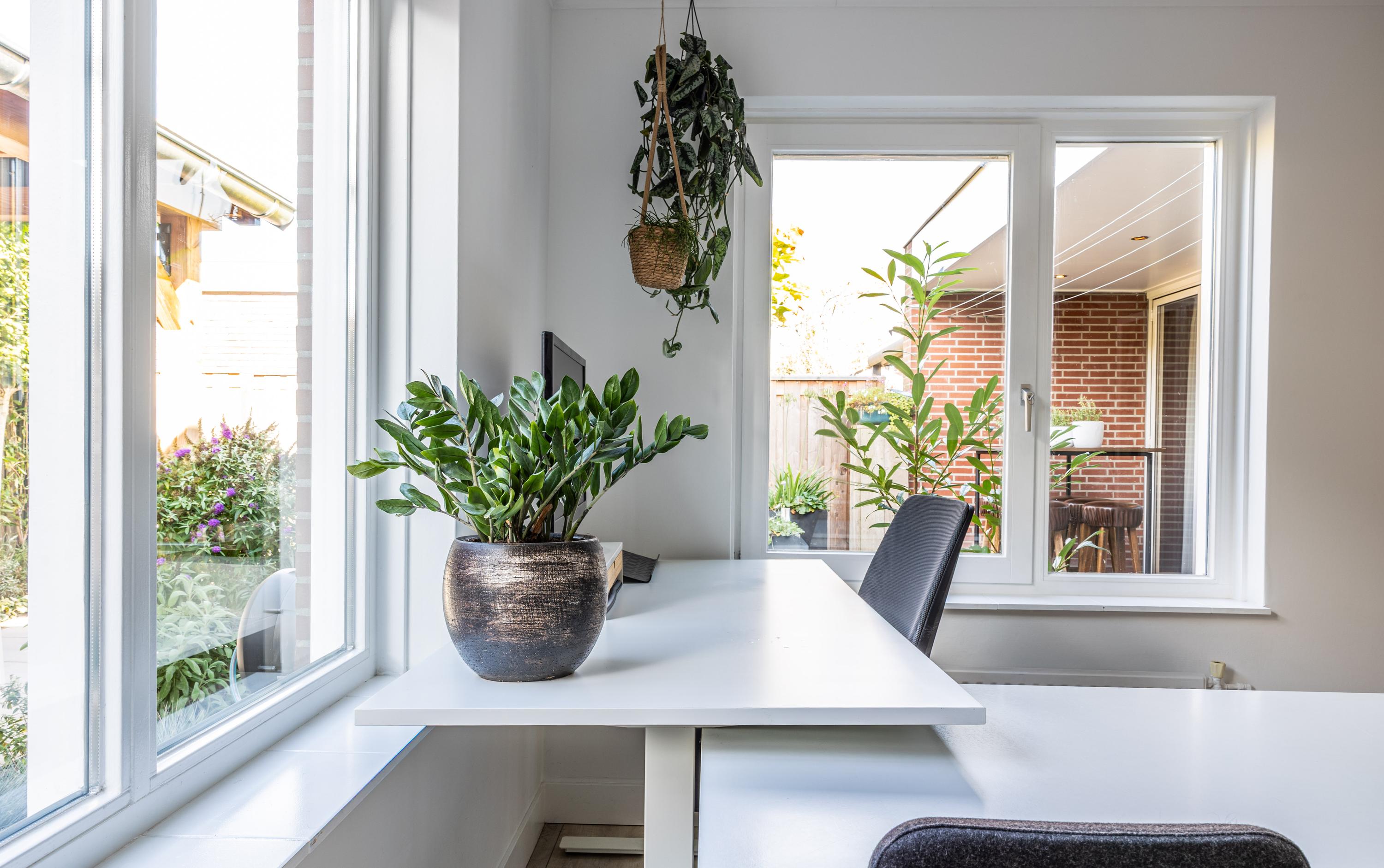 Twee-onder-één-kap te koop: Beatrixstraat 34, Groenlo