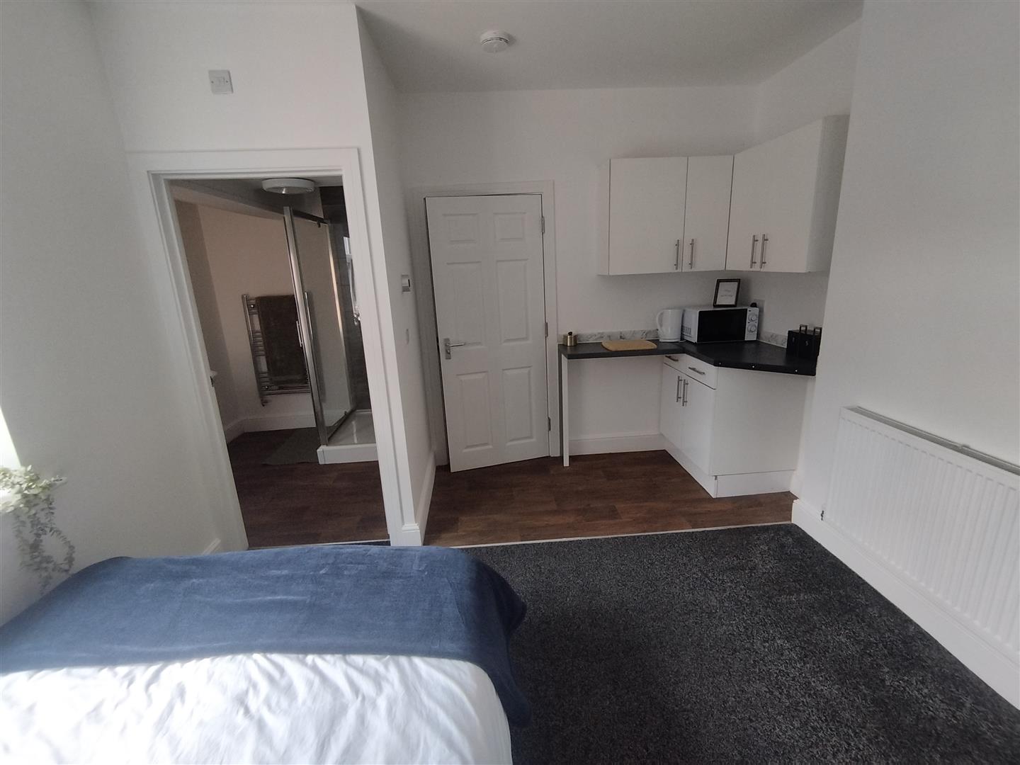 Room Woodhouse Road in Mansfield Woodhouse