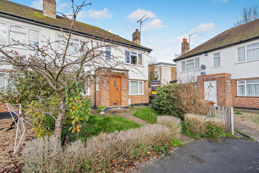 Flat Audley Court in Greater London