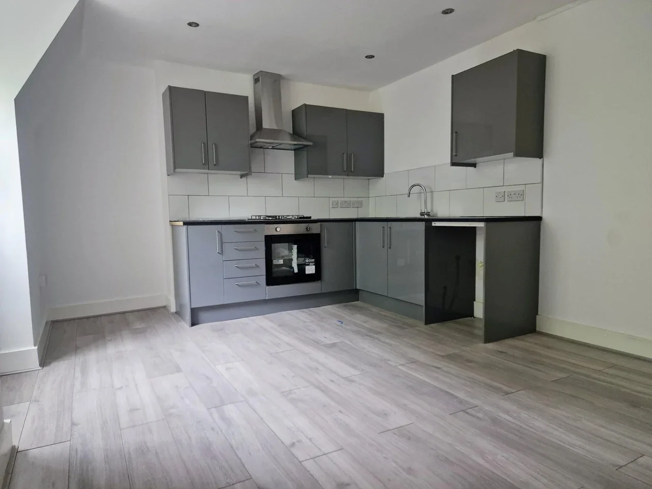 Flat East Dulwich Grove in Greater London