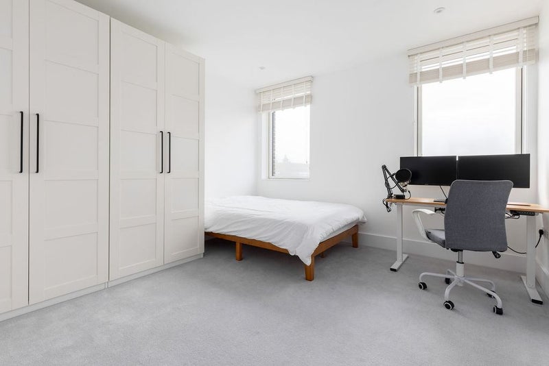 Flat Tamworth Road in Greater London