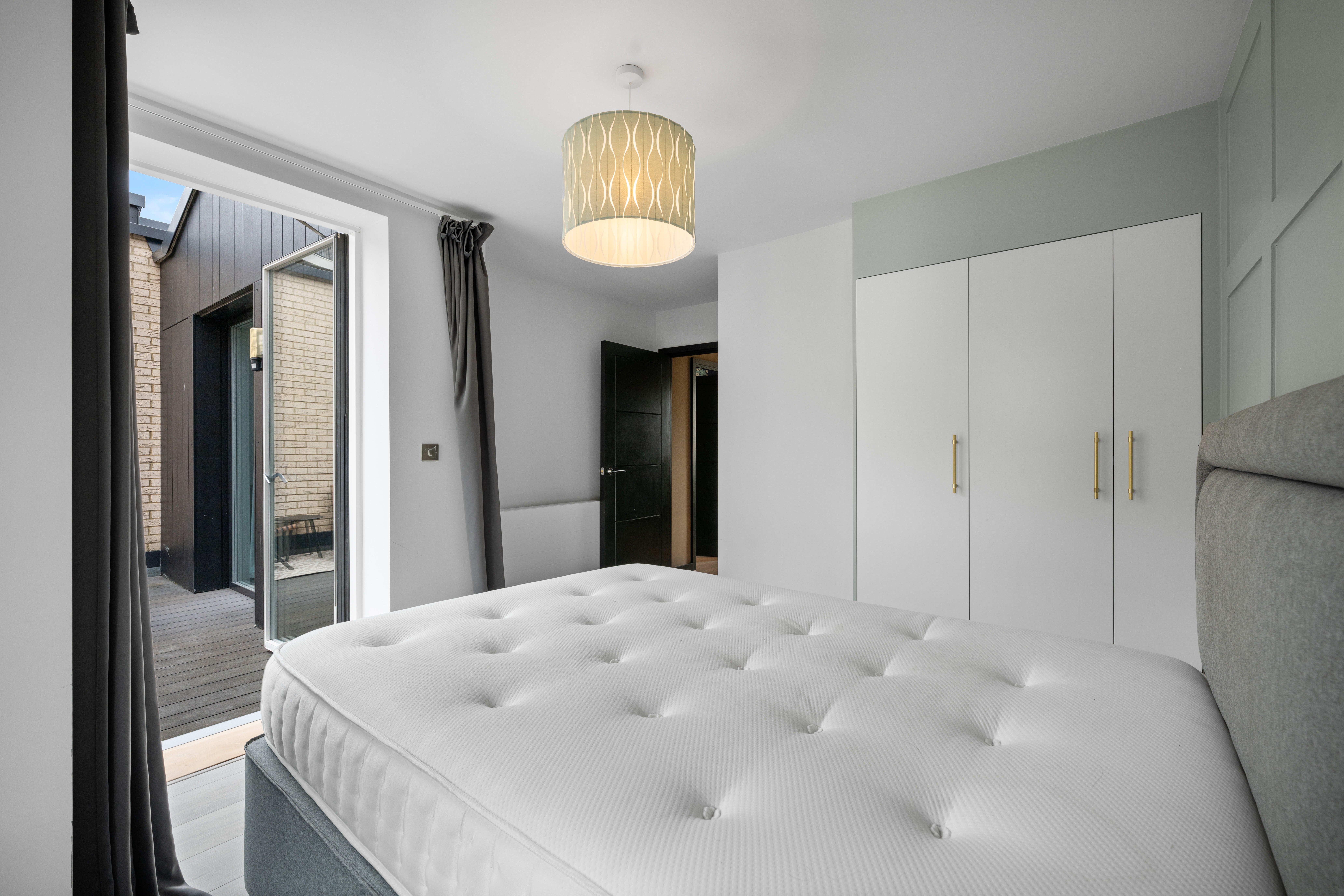 Flat Coopers Lane in Greater London